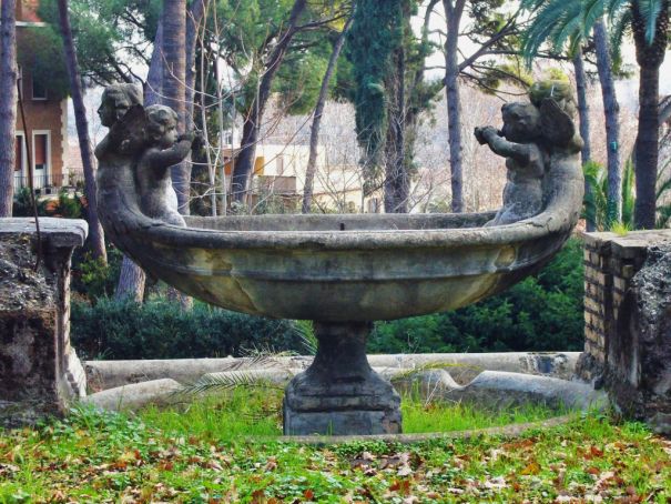 Villa_Sciarra_-_Fontana_a_Navicella