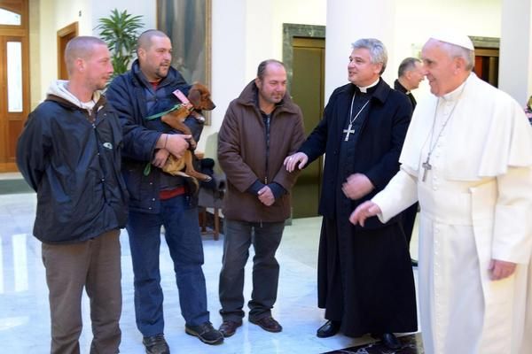 Vatican offers free haircuts to the homeless