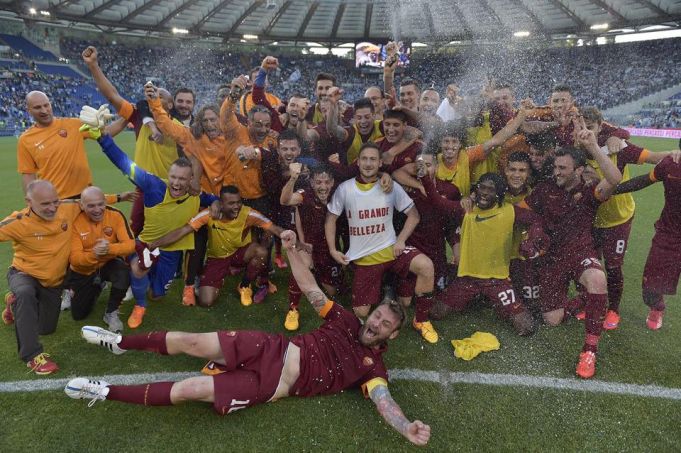 Roma wins derby and qualifies for Champions League