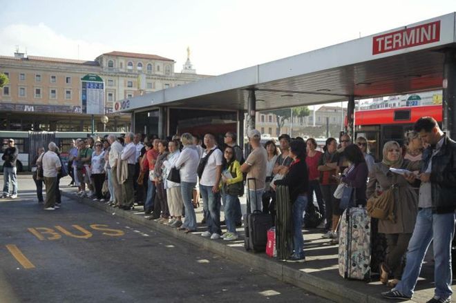 Commuters at Termini station 