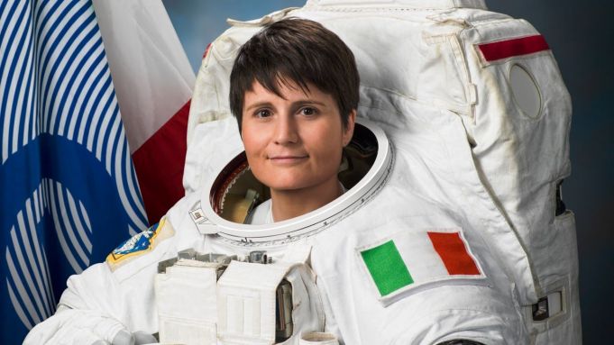 Samantha Cristoforetti breaks record for the longest time a female astronaut has spent in space