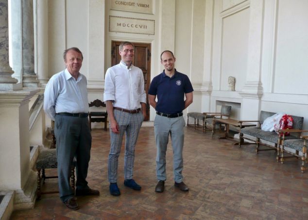 L-R: Simo Örmä, who is in charge of the cultural progamme; director Tuomas Heikkilä; and Wihuri Foundation Fellowship holder Marko Halonen.