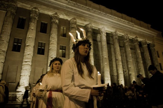 S. Lucia ceremony at Piazza di Pietra