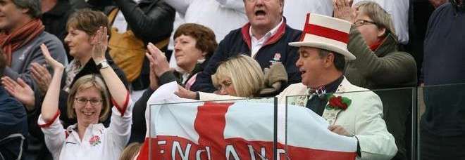 english fans rugby game rome olympic stadium