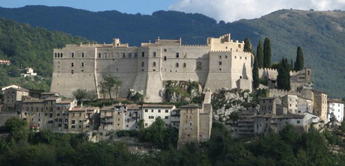 The fortress at Rocca Sinbalda helped protect Sabina from invaders.