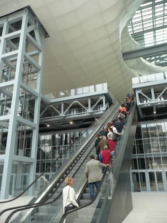 La Nuvola escalator