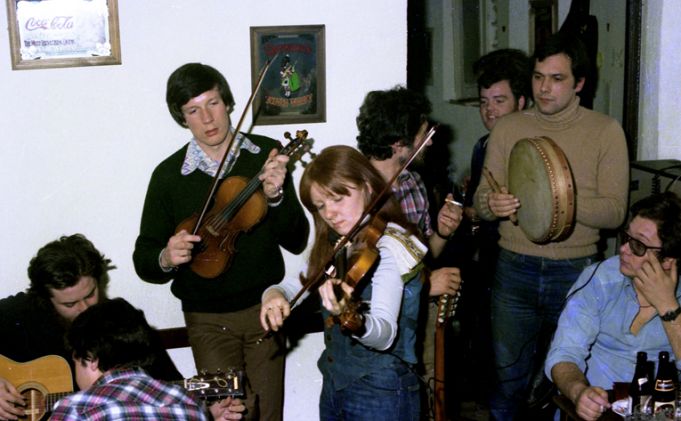 Traditional Irish musicians have played at Fiddler’s for 40 years.