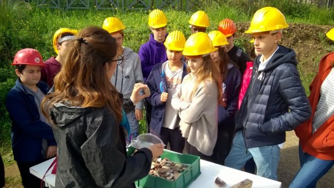 St Stpehen's students have visited the ongoing excavations on the Palatine Hill thanks to LoveItaly!'s Young Ambassadors Programme.