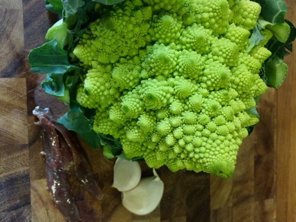 Pasta con Broccolo Romanesco - Ingredients