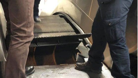 Rome's Barberini metro station closed after escalator collapse