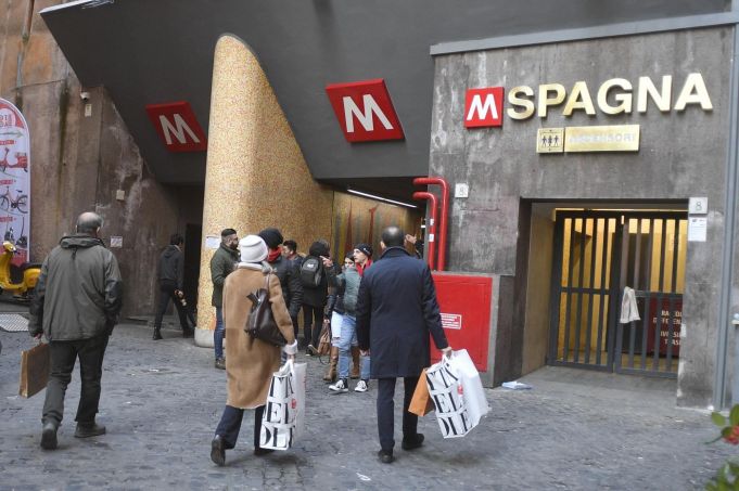 Rome's Spagna metro station to reopen this week
