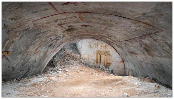 Secret room discovered after 2,000 years at Rome's Domus Aurea