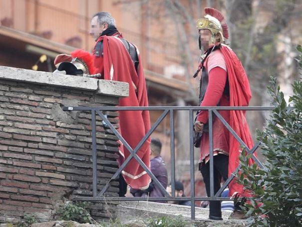 Rome police swoop on Colosseum centurions