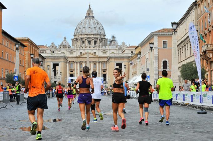 Rome hosts Via Pacis half marathon for peace
