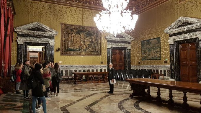 Rome's historic bank buildings open their doors