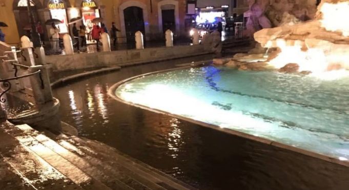 Trevi Fountain flooded in Rome