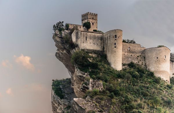 Most Beautiful Castles in Abruzzo