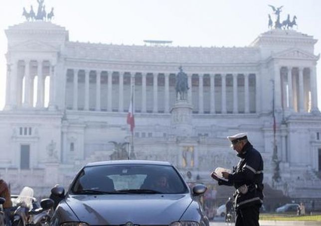 Rome extends diesel ban amid smog crisis