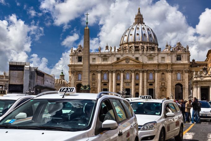 Free taxis in Rome for Doctors fighting Coronavirus