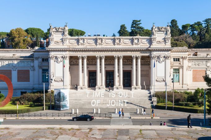 Italy's Museums stay open on Instagram