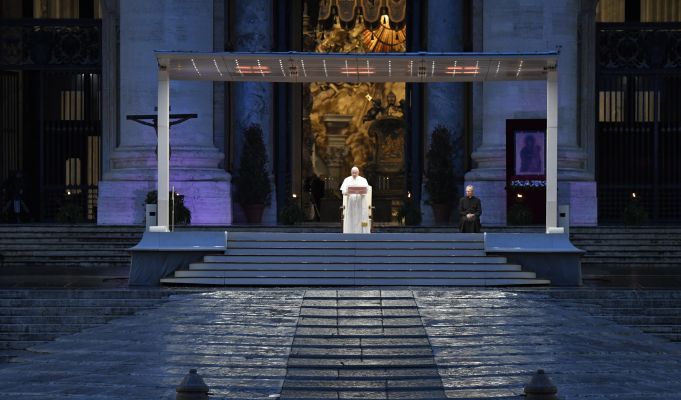 Vatican: Pope celebrates Easter in St Peter's without faithful