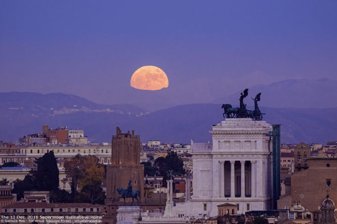 Supermoon over Rome: brightest full moon of 2020