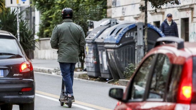 Rome's electric scooters: crashes and modified motors