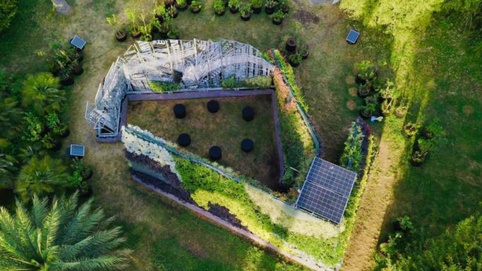 Rome's Living Chapel made from plants and recycled material