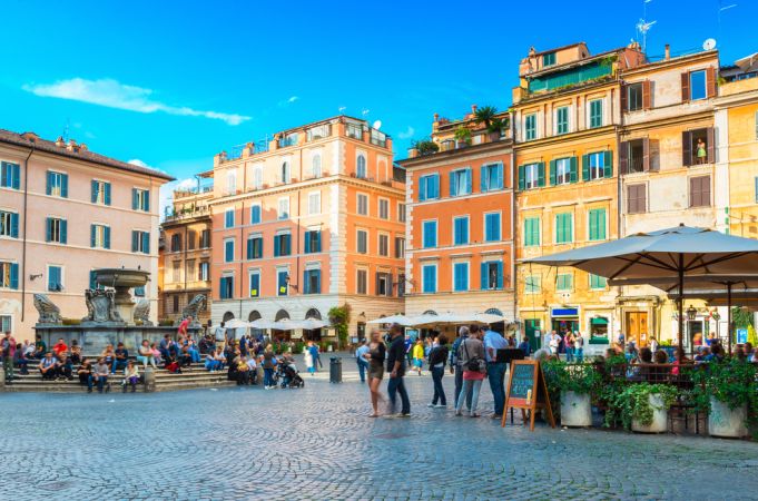 Piazza Santa Maria in Trastevere