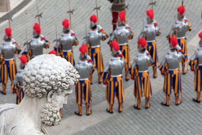 Covid-19 in the Vatican: 7 more Swiss Guards test positive