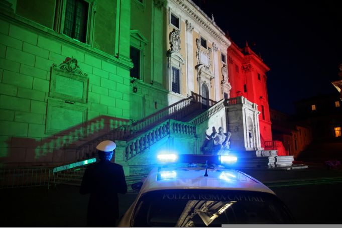 Italy's curfew: the form you need to go out at night