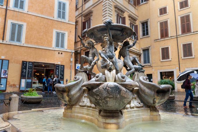 Fontana delle Tartarughe