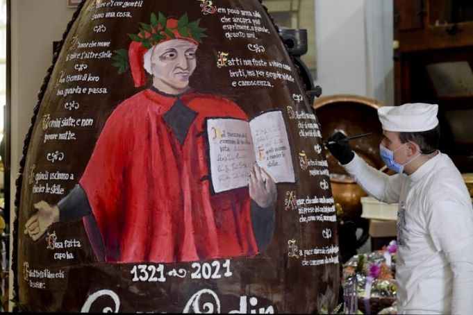 Naples celebrates Dante with giant Easter egg