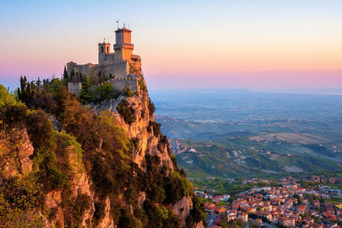 San Marino offers tourists Sputnik covid-19 vaccine