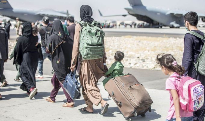 Italy to airlift 500 Afghan refugees to Rome