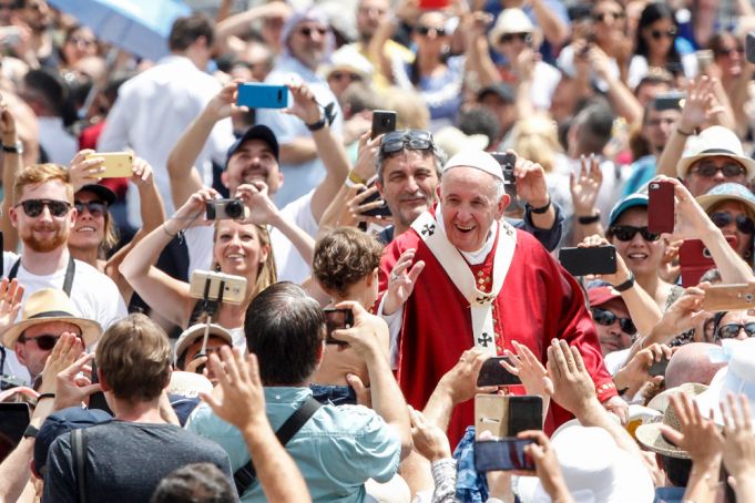 Vatican to resume papal events in St Peter's Square