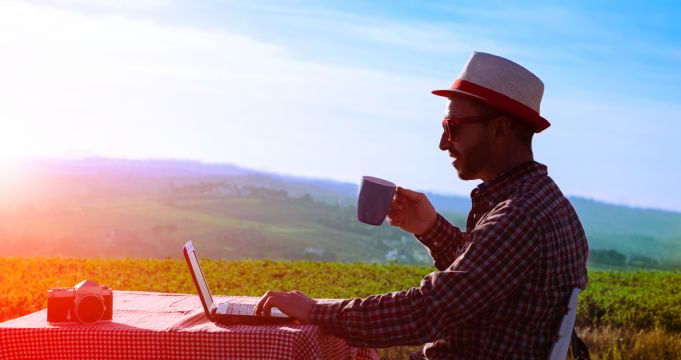 Italy lures remote workers with digital nomad visa