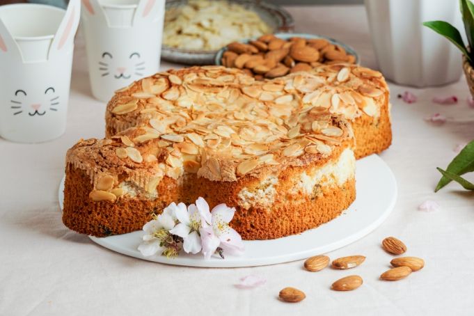 colomba Italian easter dessert