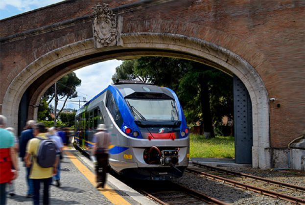 Vatican resumes train trips to Castel Gandolfo