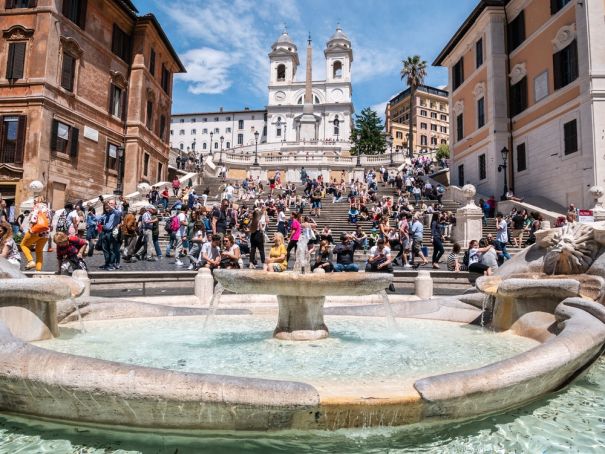 British tourist fined €500 for dipping feet in Rome fountain