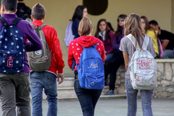 Covid: Italy reopens schools without masks