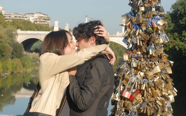 Love locks removed from Rome bridge - image 3