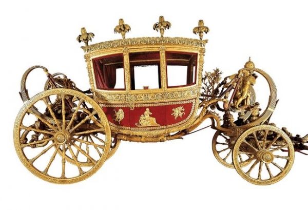 Papal carriages and cars since 1825 - image 1