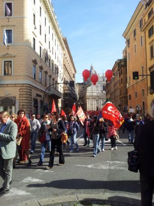 Day of strikes and protests in Rome - image 1