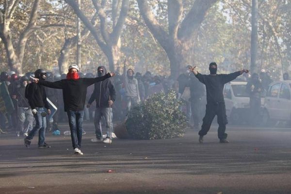 Students to protest in Rome - image 3