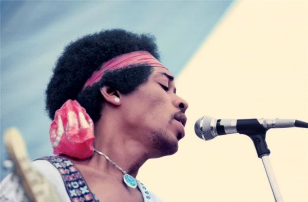 English language cinema in Rome: Hendrix 70: Live at Woodstock - image 4