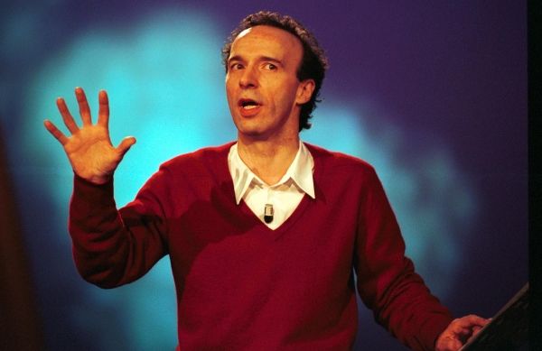 Roberto Benigni reads the Italian Constitution - image 1