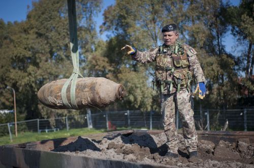 Army deactivates WWII Ciampino bomb - image 2