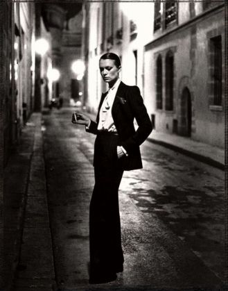 Helmut Newton: White Women, Sleepless Nights, Big Nudes - image 1