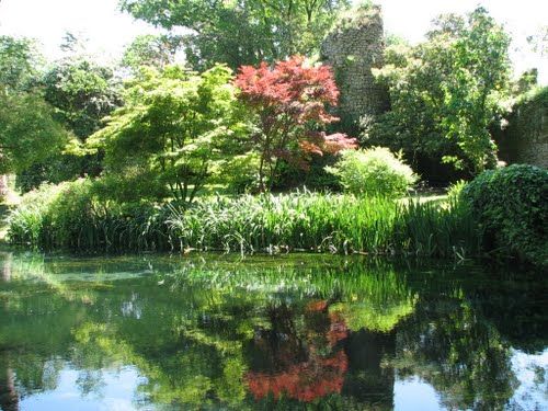 Ninfa Gardens - image 1